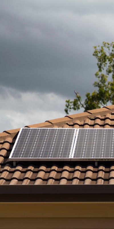 Solarmodul auf einem Dach