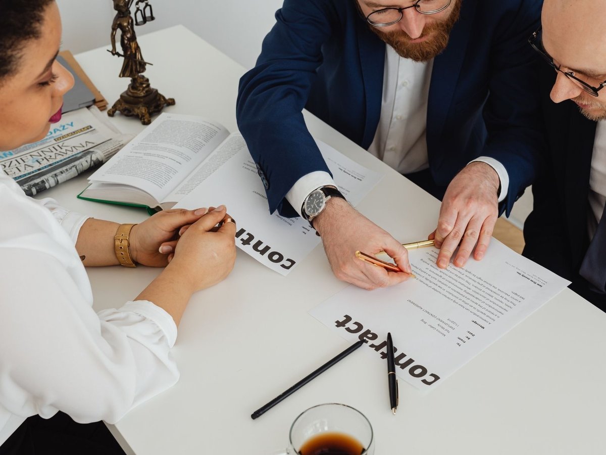 Führungskräfte, die dabei unterstützt werden, ihre Führungsqualitäten weiterzuentwickeln